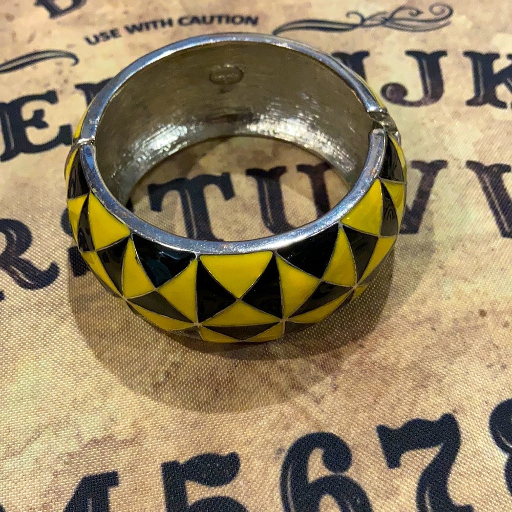 1980’S VINTAGE BANGLE BRACELET - Picture 2 of 4